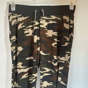 Cool, comfy, lightweight, adorable, camo print, lounge, jogger sweatpants